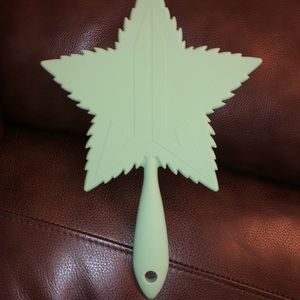 Jeffree Star Leaf Mirror Mint